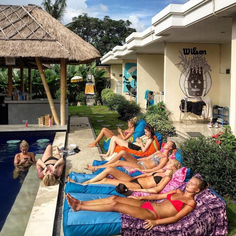 Castaway Hostel Canggu  Luaran gambar