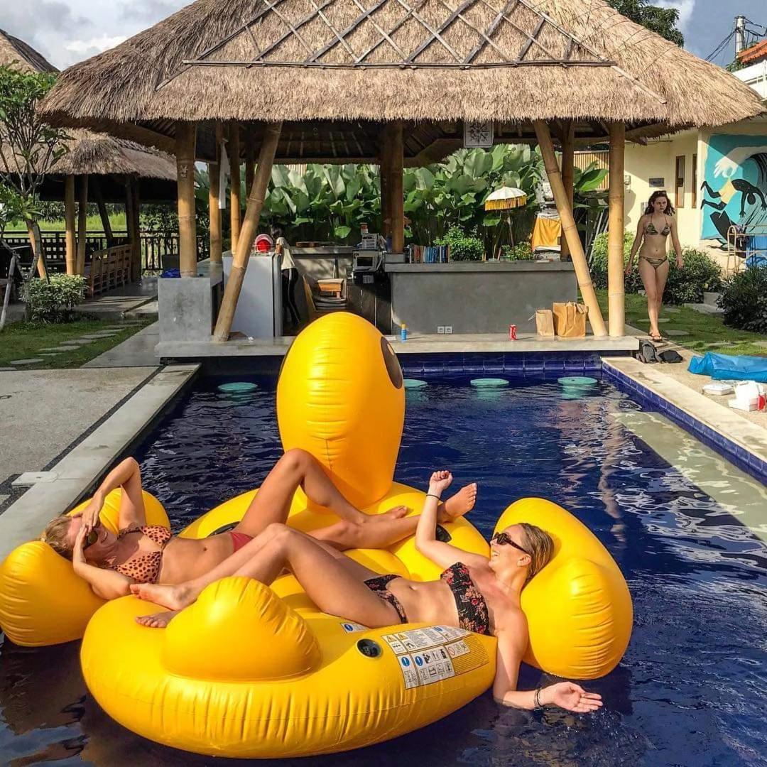 Castaway Hostel Canggu  Luaran gambar